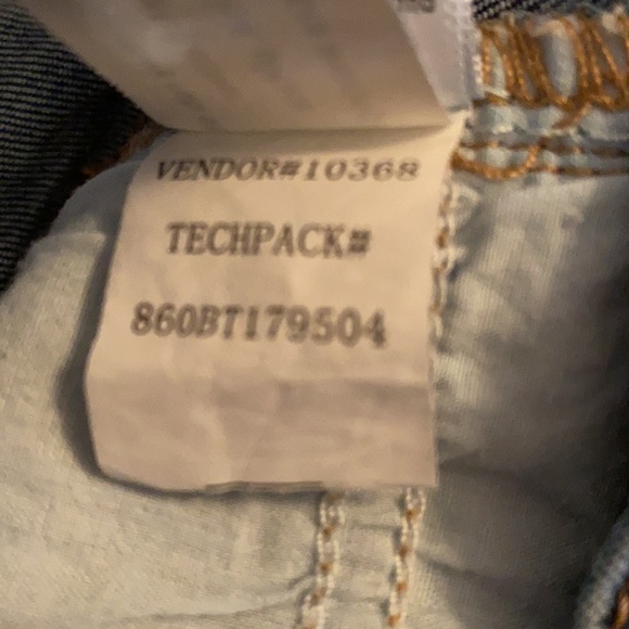 SOLD.   Pacsun Super Stretch Ankle Jeggings Patched Knees Size 25 - Picture 10 of 10